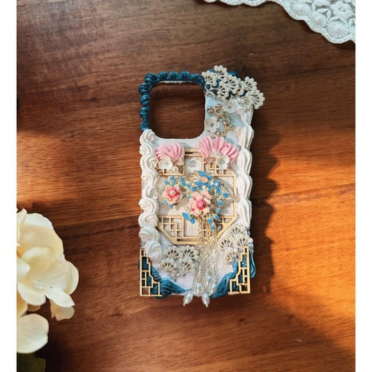 New Chinese-style phone cases (with elements of auspicious clouds, peonies and window lattice)