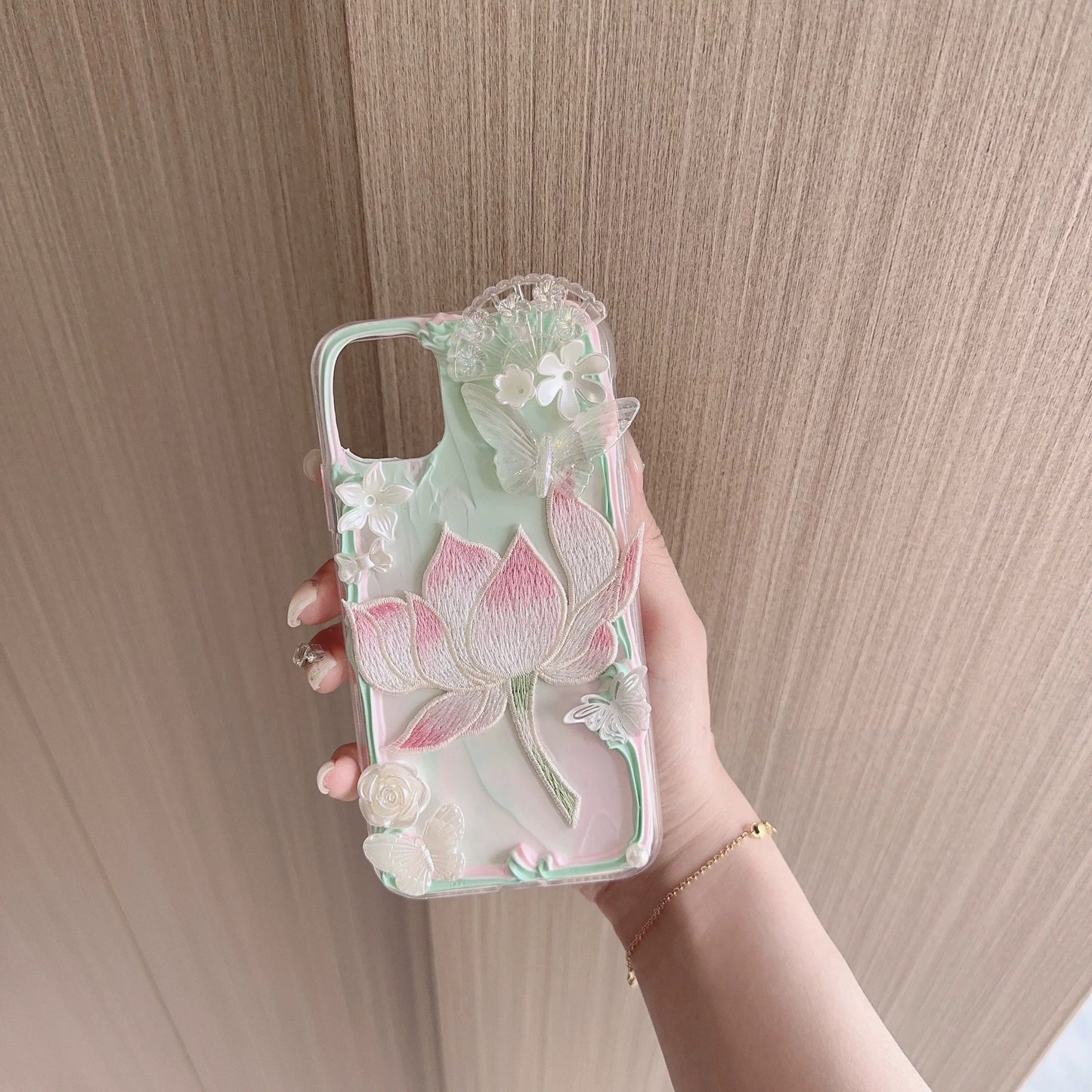 New Chinese-style phone cases (with lotus elements)