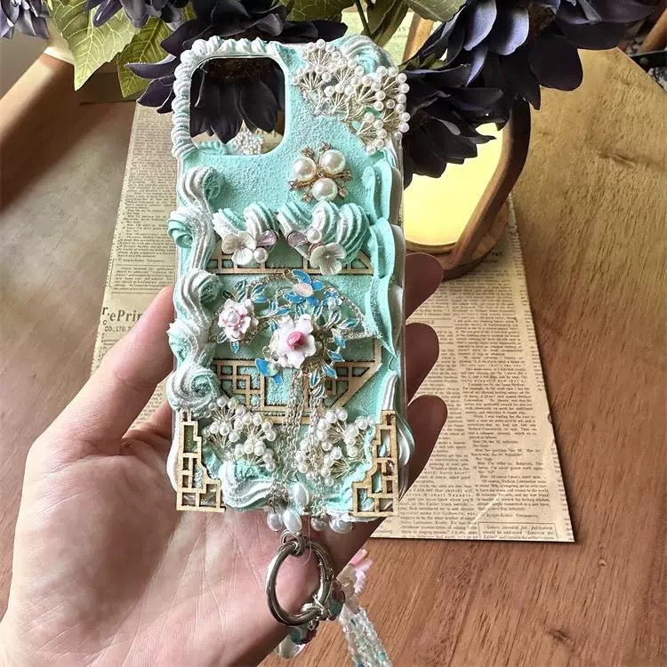 New Chinese-style phone cases (with elements of auspicious clouds, peonies and window lattice)