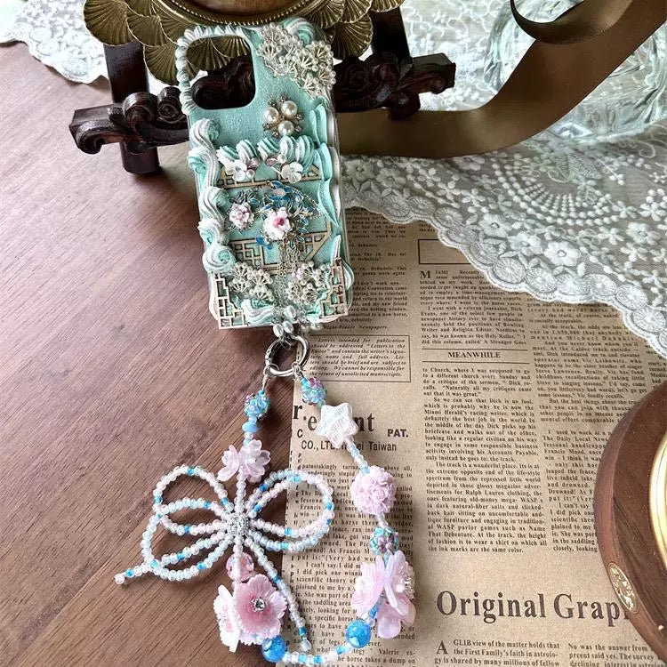 New Chinese-style phone cases (with elements of auspicious clouds, peonies and window lattice)