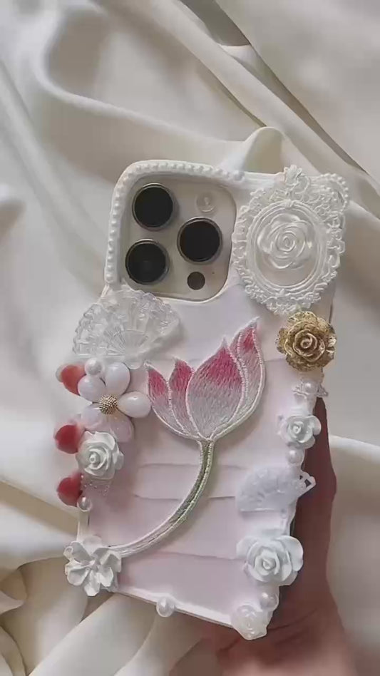 New Chinese-style phone cases (with lotus elements)